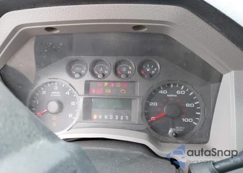 2009 Ford F-250 Fx4/King Ranch/Lariat/Xl/Xlt z USA, uszkodzony, nr VIN 1FTSW21559EB01306